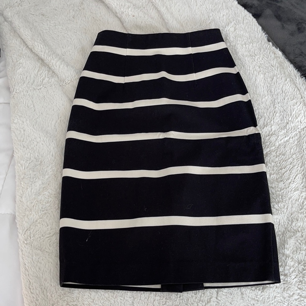 Navy and white striped banana republic pencil